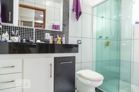 Casa à venda com 232m², 3 quartos e 2 vagasBanheiro do Quarto 3