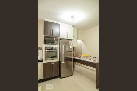 Casa à venda com 232m², 3 quartos e 2 vagasCozinha