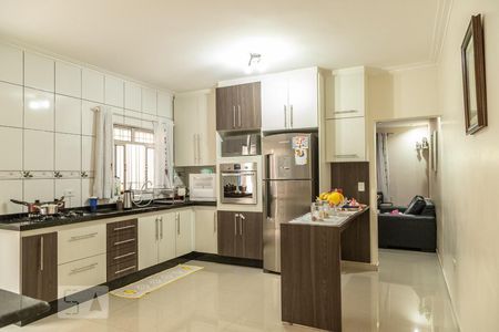 Casa à venda com 232m², 3 quartos e 2 vagasCozinha