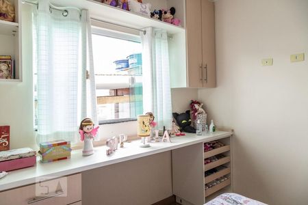 Casa à venda com 232m², 3 quartos e 2 vagasQuarto 2