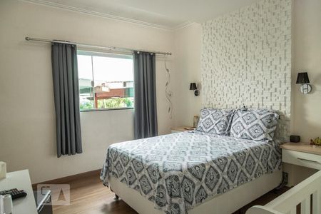 Casa à venda com 232m², 3 quartos e 2 vagasQuarto 3