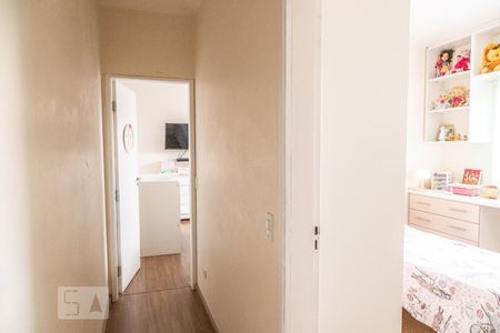 Casa à venda com 232m², 3 quartos e 2 vagasCorredor