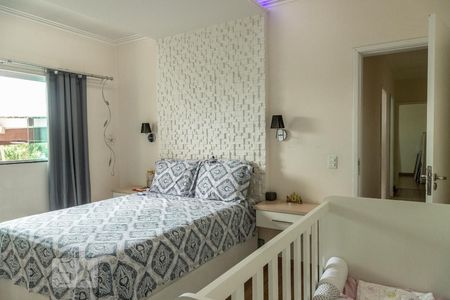 Casa à venda com 232m², 3 quartos e 2 vagasQuarto 3