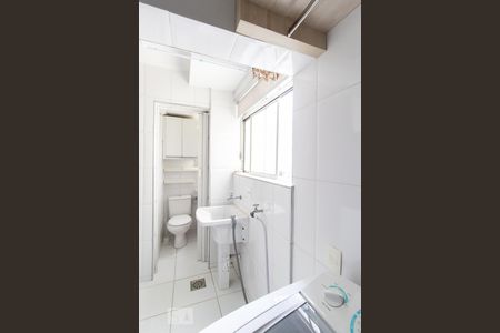 Apartamento para alugar com 65m², 2 quartos e 1 vagaBanheiro de Serviço