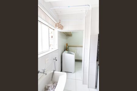 Apartamento para alugar com 65m², 2 quartos e 1 vagaÁrea de Serviço