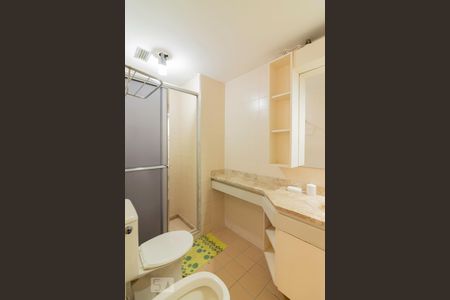 Banheiro de apartamento à venda com 1 quarto, 40m² em Itaim Bibi, São Paulo