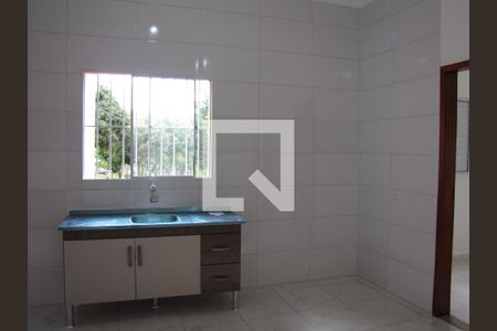 Sala/Cozinha de casa para alugar com 2 quartos, 60m² em Parque Boturussu, São Paulo