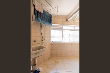 Apartamento à venda com 67m², 3 quartos e 1 vagaÁrea de Serviço