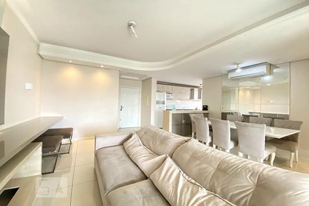 Sala de Estar de apartamento à venda com 3 quartos, 109m² em Centro, São Leopoldo