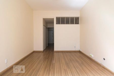 Quarto de kitnet/studio para alugar com 1 quarto, 32m² em Centro, Rio de Janeiro
