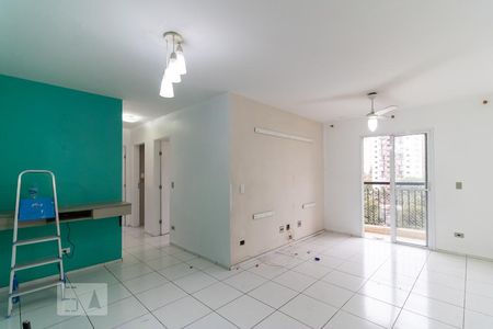 Sala de apartamento para alugar com 3 quartos, 68m² em Jardim Vergueiro (sacomã), São Paulo
