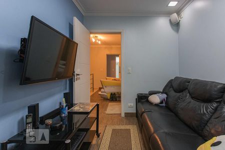 Casa à venda com 320m², 4 quartos e 4 vagasEscritório