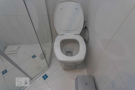 Casa à venda com 320m², 4 quartos e 4 vagasBanheiro 3 Escritório