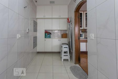 Casa à venda com 320m², 4 quartos e 4 vagasLavanderia Área de Serviço