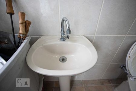 Casa à venda com 320m², 4 quartos e 4 vagasBanheiro 5 Salão de Festas