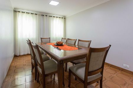 Casa à venda com 320m², 4 quartos e 4 vagasSala de Jantar