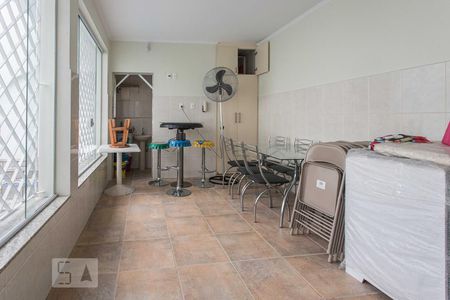 Casa à venda com 320m², 4 quartos e 4 vagasSalão de Festas