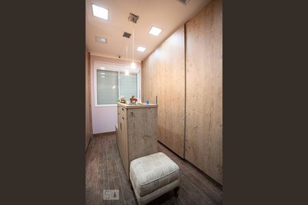 Casa à venda com 320m², 4 quartos e 4 vagasClosed Suíte 1