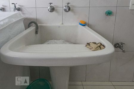 Casa à venda com 320m², 4 quartos e 4 vagasLavanderia Área de Serviço