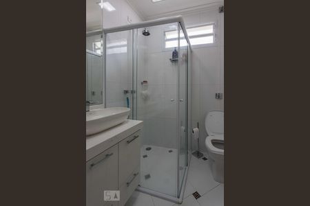 Casa à venda com 320m², 4 quartos e 4 vagasBanheiro 1 Suite 1