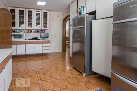 Casa à venda com 320m², 4 quartos e 4 vagasCozinha