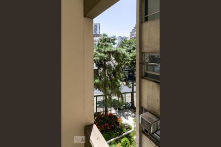 Studio à venda com 30m², 1 quarto e sem vaga Studio à venda com 30m², 1 quarto e sem vagaVista