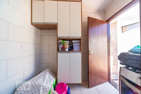 Casa à venda com 215m², 3 quartos e 7 vagasCozinha da Edícula