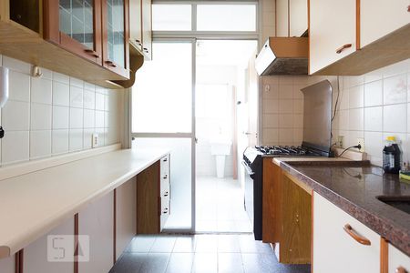 Apartamento à venda com 73m², 3 quartos e 2 vagasCozinha