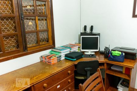 Casa à venda com 176m², 4 quartos e 2 vagasQuarto 1