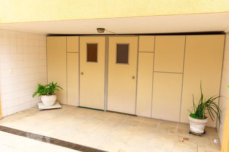 Casa à venda com 176m², 4 quartos e 2 vagasGaragem
