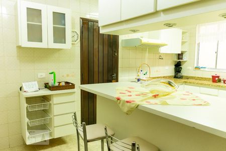 Casa à venda com 176m², 4 quartos e 2 vagasCozinha