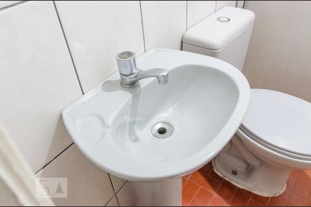 Banheiro Social de casa para alugar com 2 quartos, 100m² em Planalto Paulista, São Paulo