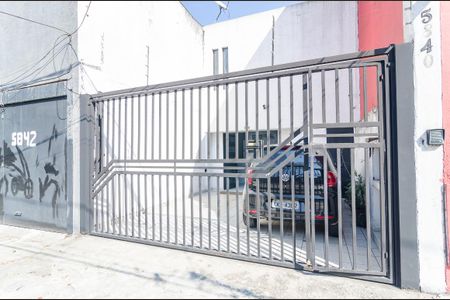 Fachada de casa à venda com 2 quartos, 100m² em Planalto Paulista, São Paulo