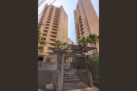 Apartamento à venda com 123m², 3 quartos e 2 vagasFachada