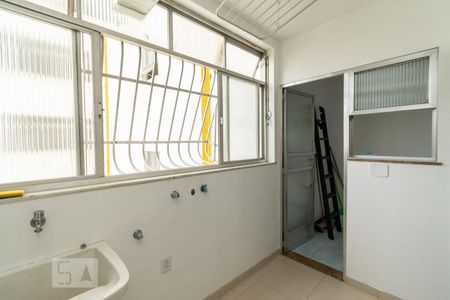 Apartamento para alugar com 146m², 3 quartos e 1 vagaÁREA DE SERVIÇO