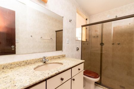 BANHEIRO SOCIAL de apartamento para alugar com 3 quartos, 146m² em Icaraí, Niterói