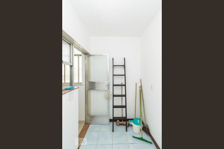 Apartamento para alugar com 146m², 3 quartos e 1 vagaQUARTO DE SERVIÇO