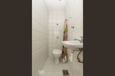 Apartamento para alugar com 146m², 3 quartos e 1 vagaBANHEIRO DE SERVIÇO