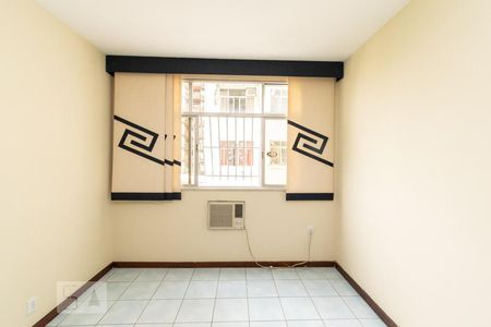 Apartamento para alugar com 146m², 3 quartos e 1 vagaQUARTO 1