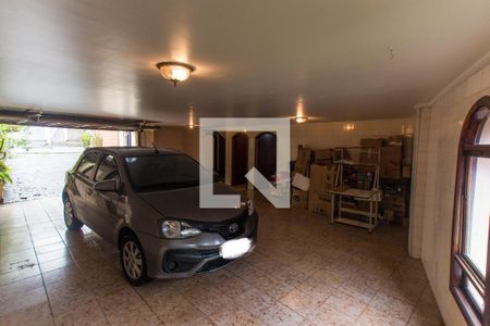 Casa à venda com 260m², 4 quartos e 3 vagas Casa à venda com 260m², 4 quartos e 3 vagasGaragem