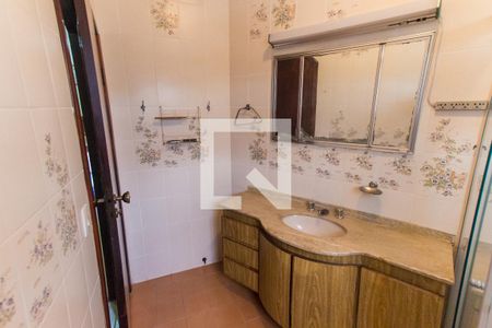 Casa à venda com 260m², 4 quartos e 3 vagas Casa à venda com 260m², 4 quartos e 3 vagasBanheiro da Suíte