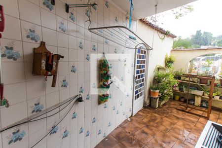 Casa à venda com 260m², 4 quartos e 3 vagas Casa à venda com 260m², 4 quartos e 3 vagasÁrea de Serviço