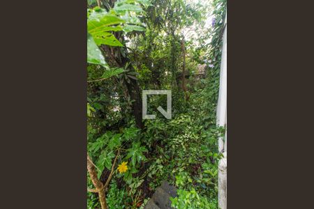 Casa à venda com 260m², 4 quartos e 3 vagas Casa à venda com 260m², 4 quartos e 3 vagasJardim