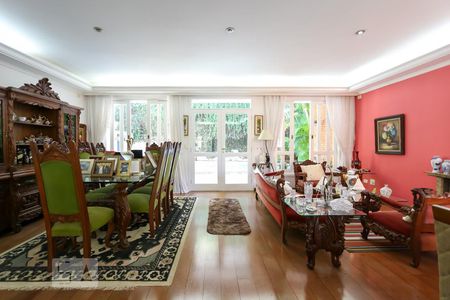 Sala de casa à venda com 4 quartos, 564m² em Jardim Guedala, São Paulo