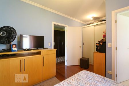 Casa à venda com 564m², 4 quartos e 4 vagas Casa à venda com 564m², 4 quartos e 4 vagasSuíte 2