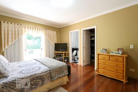 Casa à venda com 564m², 4 quartos e 4 vagas Casa à venda com 564m², 4 quartos e 4 vagasSuíte 3