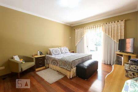 Casa à venda com 564m², 4 quartos e 4 vagas Casa à venda com 564m², 4 quartos e 4 vagasSuíte 3