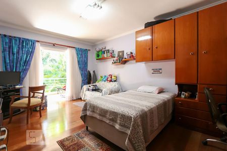 Casa à venda com 564m², 4 quartos e 4 vagas Casa à venda com 564m², 4 quartos e 4 vagasSuíte 4