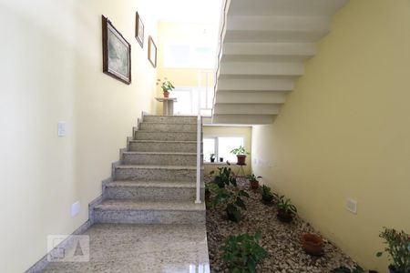Casa à venda com 564m², 4 quartos e 4 vagas Casa à venda com 564m², 4 quartos e 4 vagasHall de entrada