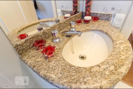 Apartamento à venda com 176m², 3 quartos e 2 vagas Apartamento à venda com 176m², 3 quartos e 2 vagasSuíte 3 - Banheiro